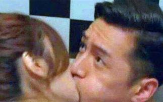 娱乐吃瓜情侣亲吻,娱乐圈情侣深情亲吻，甜蜜画面引网友热议